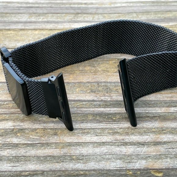 Unbranded Replacement Band For iWatch Apple Black Mesh Chain Strap Size 38-40mm - Picture 1 of 8